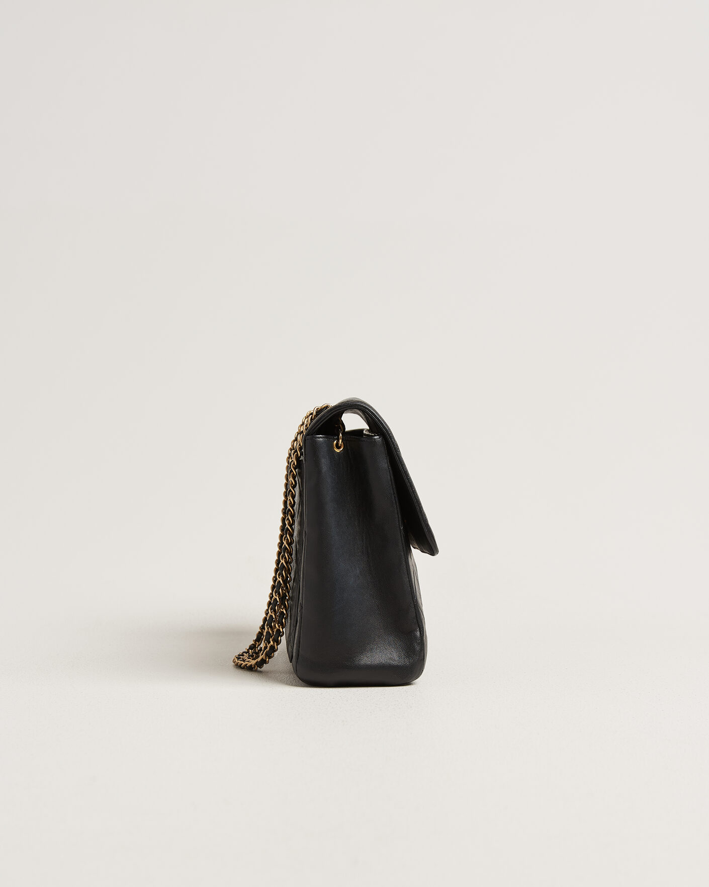 Mies | Pre-Owned & Vintage Bags | Chanel Pre-Owned | Single Flap Bag Lambskin Black