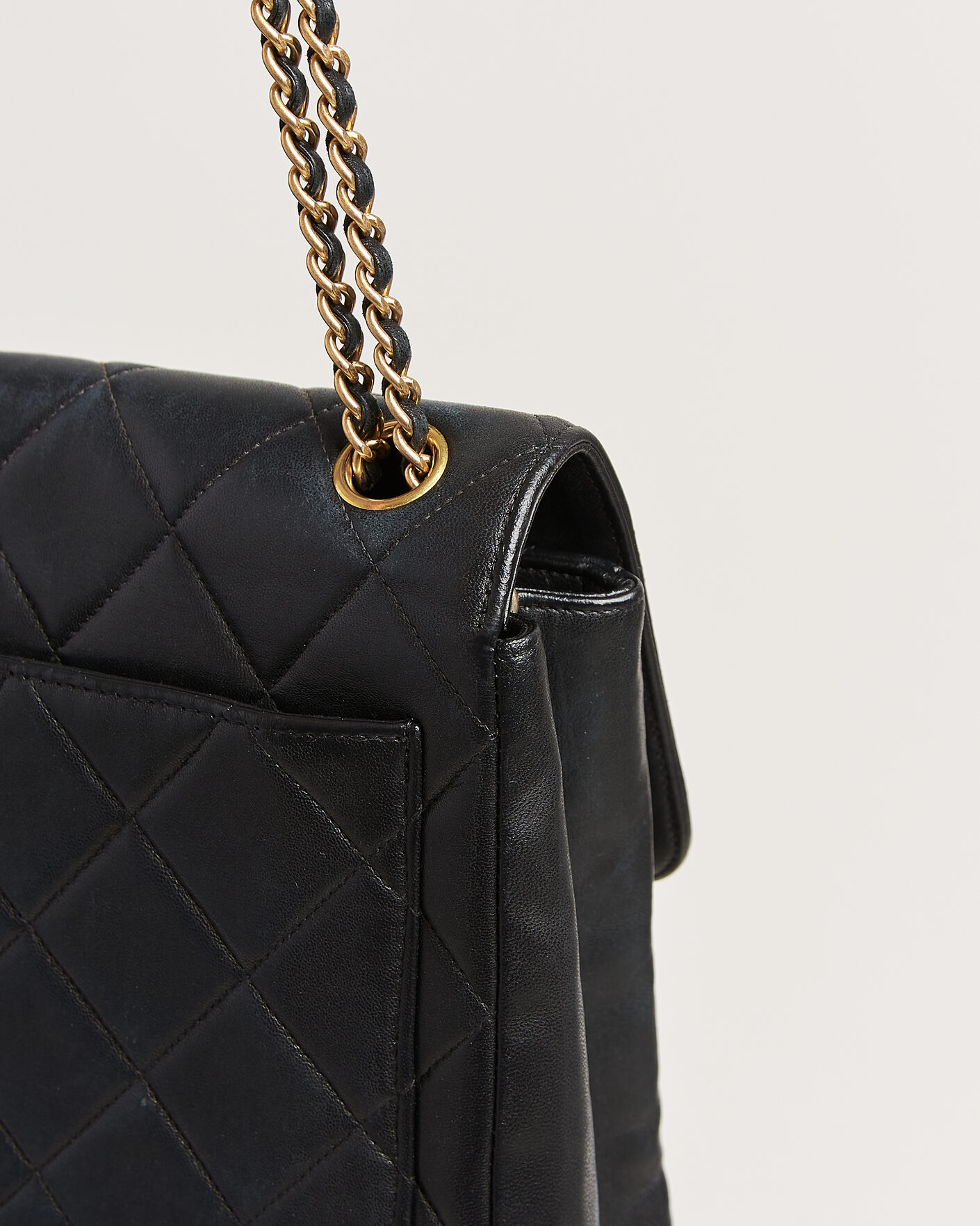 Mies | Pre-Owned & Vintage Bags | Chanel Pre-Owned | Single Flap Bag Lambskin Black