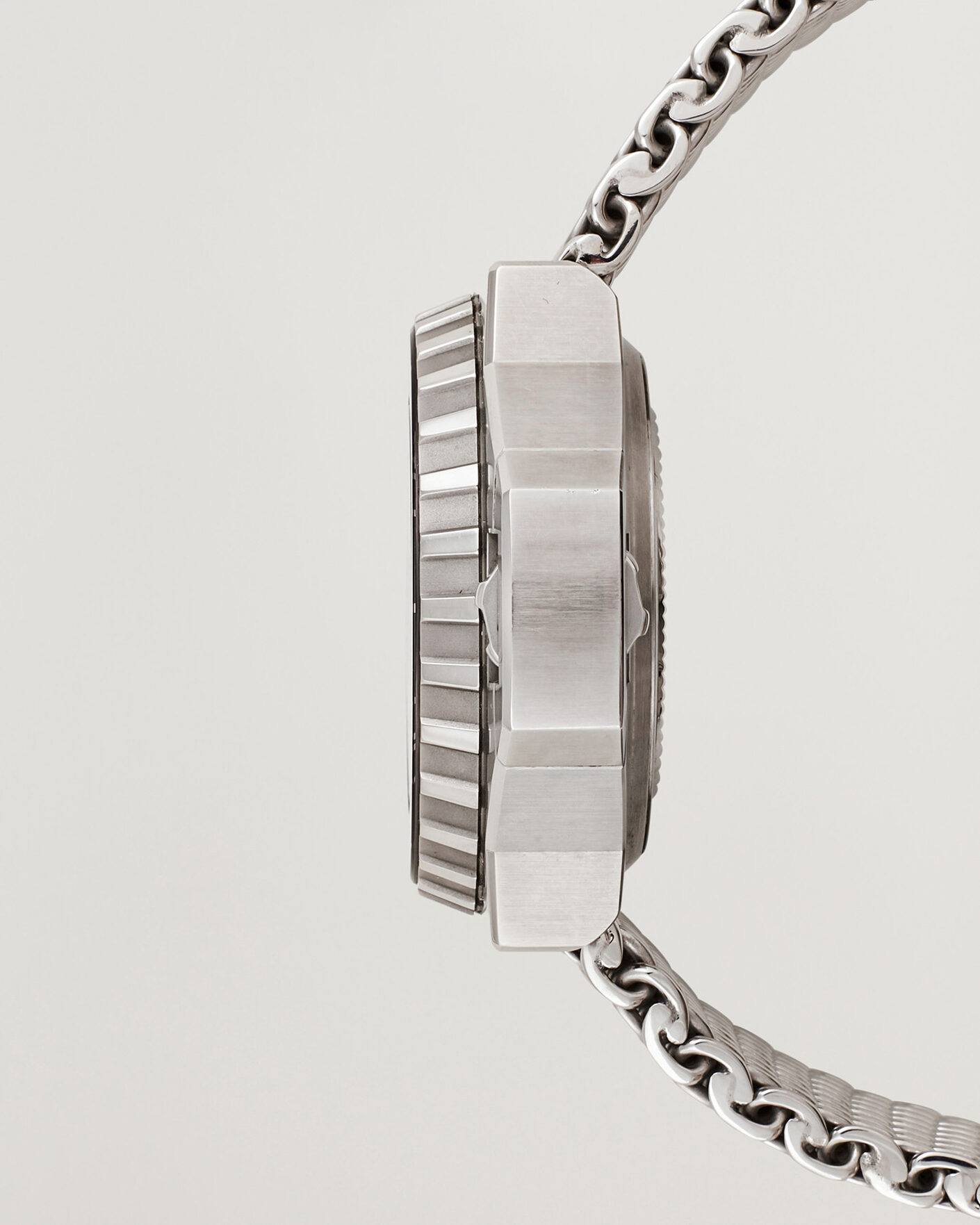 Mies | Pre-Owned & Vintage Watches | Omega Pre-Owned | Seamaster Ploprof 1200m Co-Axial 