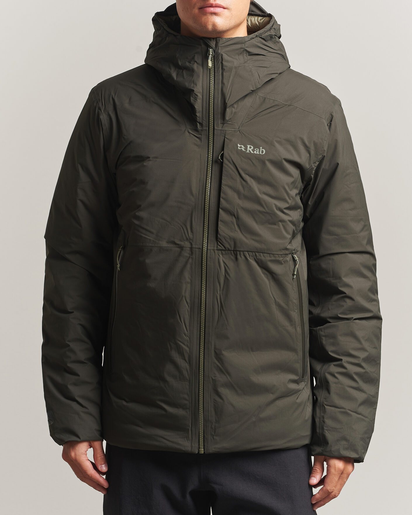 Mies | Takit | Rab | Microlight Waterproof Shield Jacket Dark Army