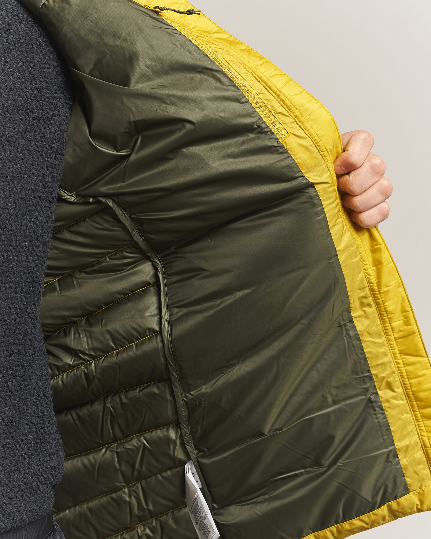 Mies | Takit | Rab | Electron Pro Hoody Mid Down Jacket Dark Pollen