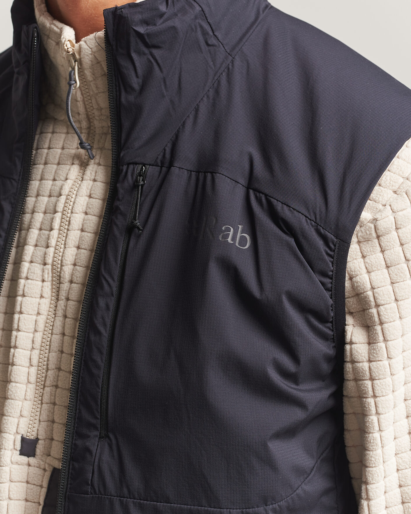 Mies | Ulkoliivit | Rab | Xenair Padded Vest Black
