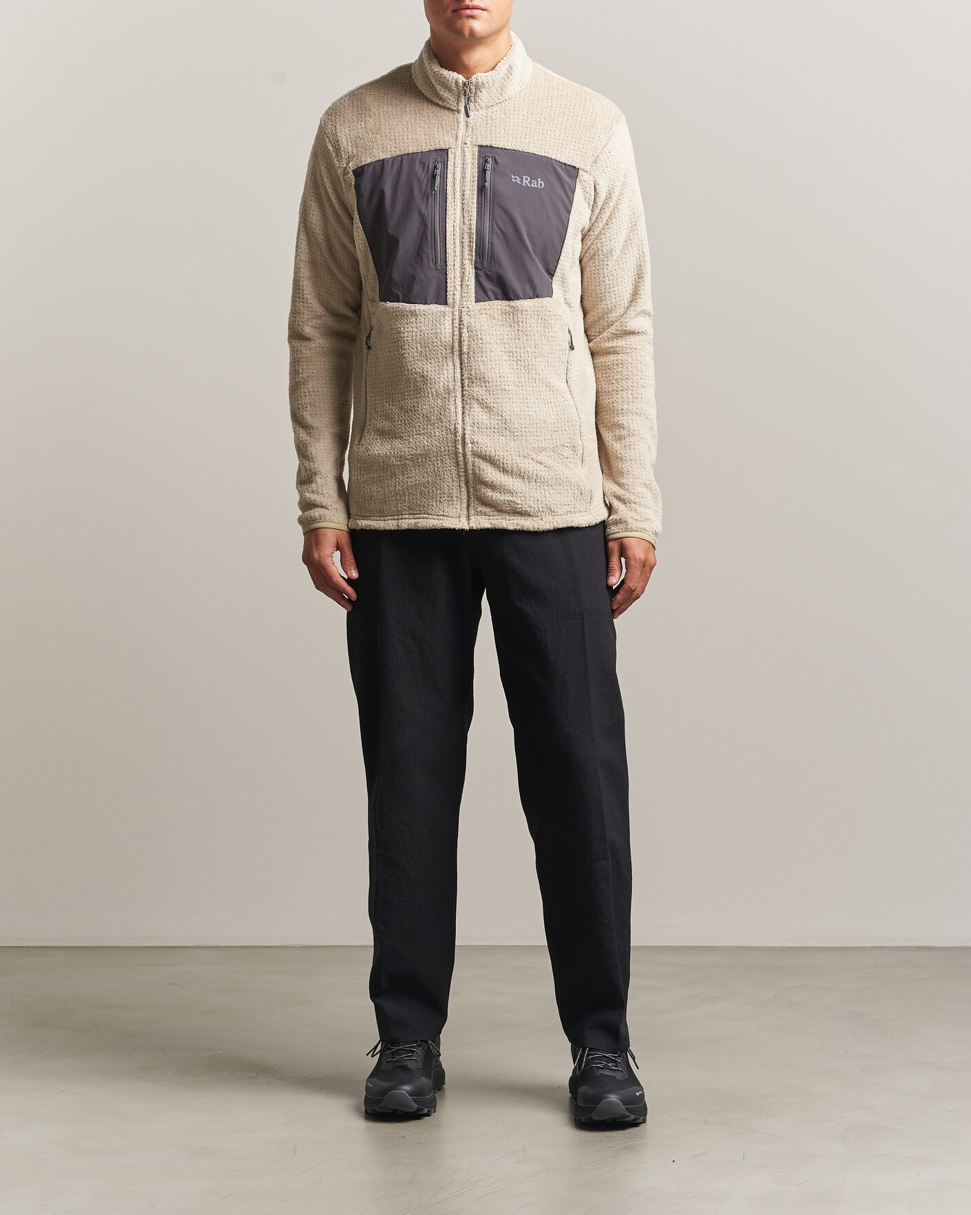 Mies | Puserot | Rab | Granatic Jacket Dark Pebble