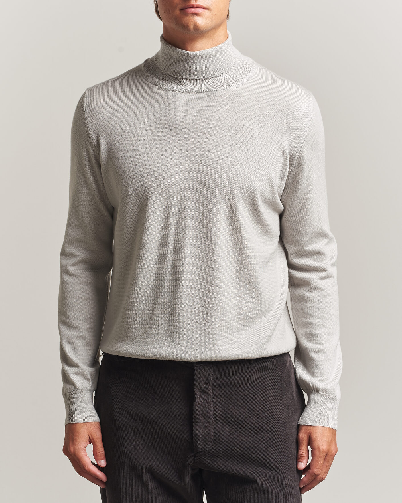 Mies | Puserot | Gran Sasso | Merino Fashion Fit Rollneck Light Beige