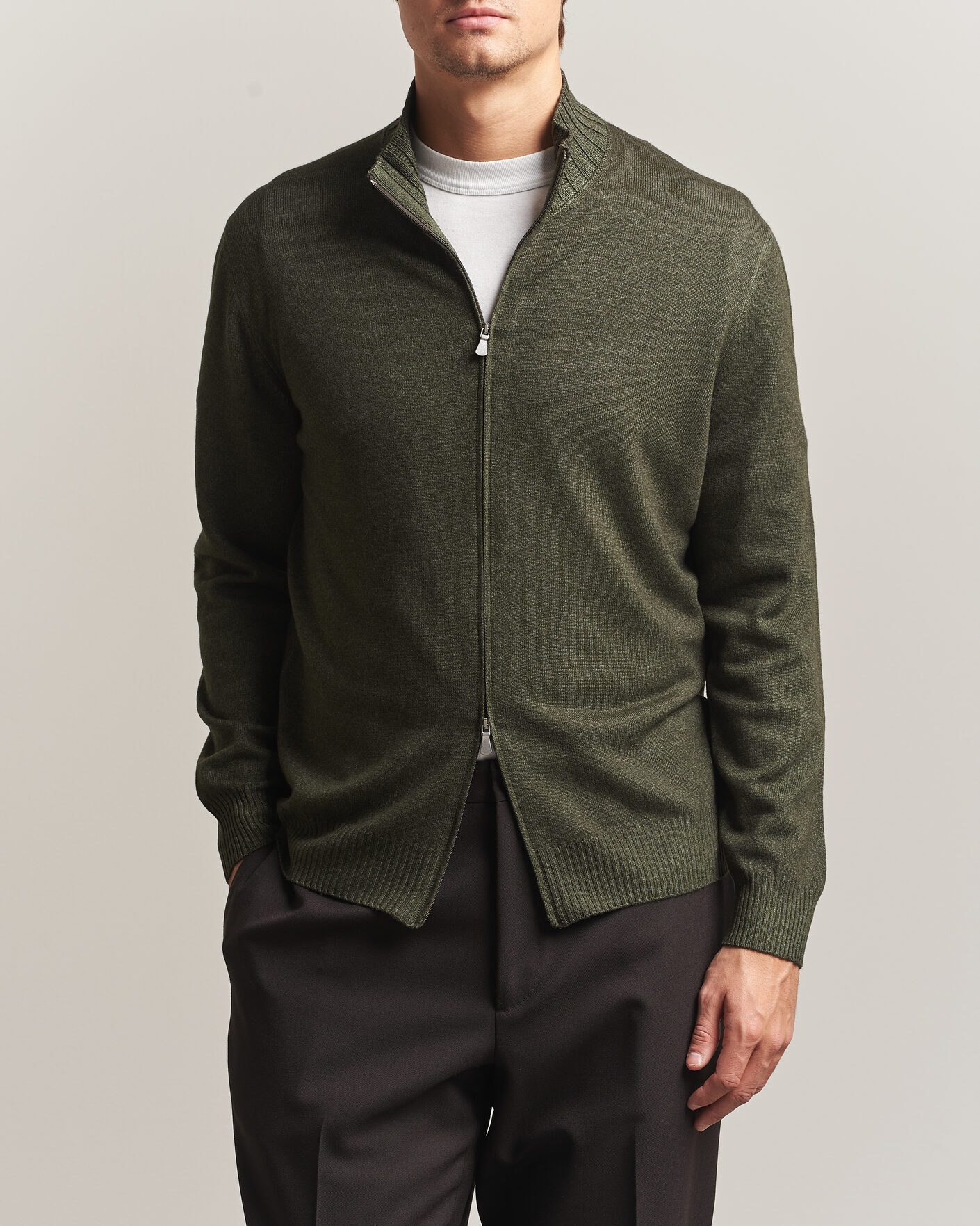 Mies | Puserot | Gran Sasso | Wool/Cashmere Washed Full Zip Olive Melange