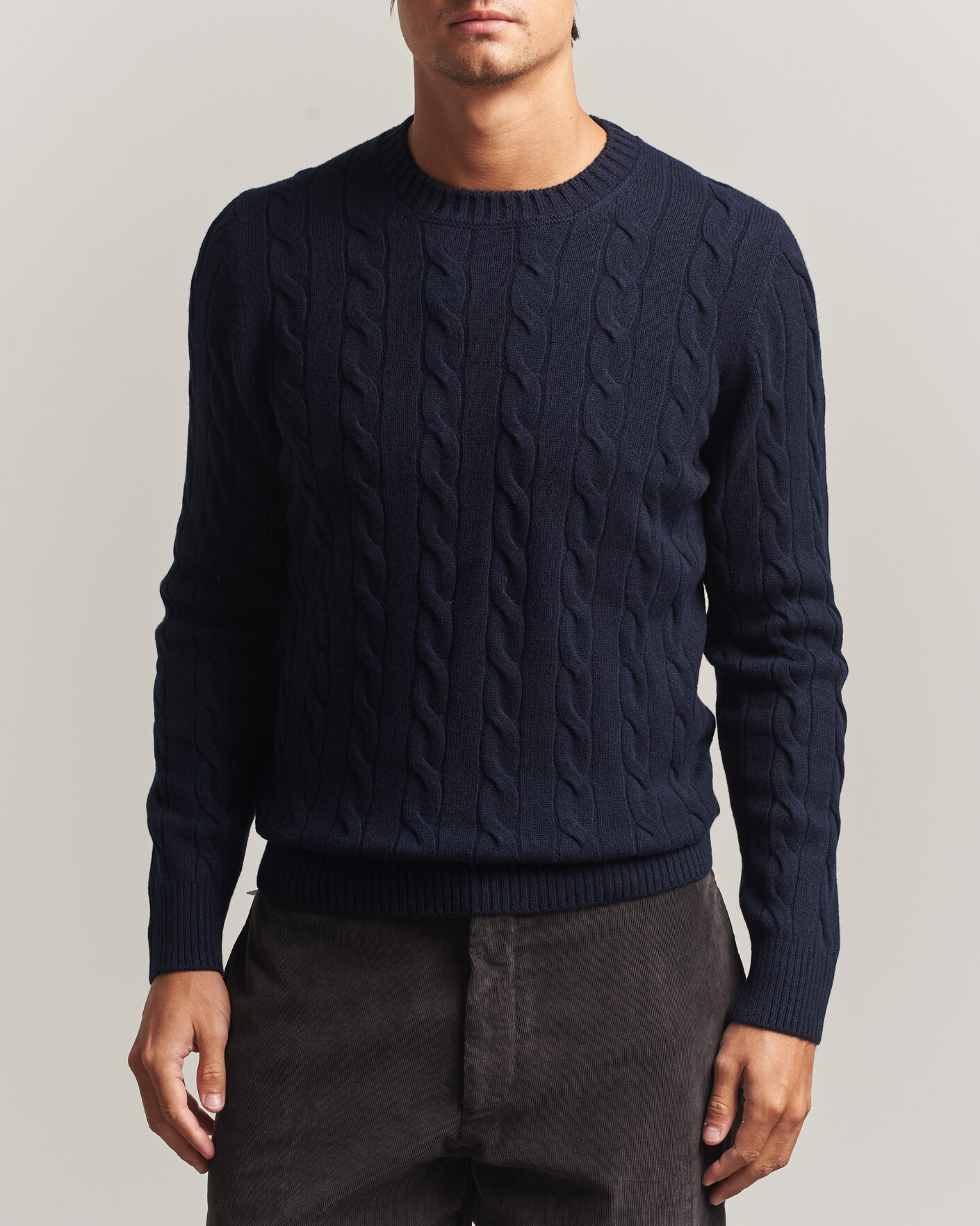 Mies | Puserot | Gran Sasso | Wool/Cashmere Cable Crew Neck Navy