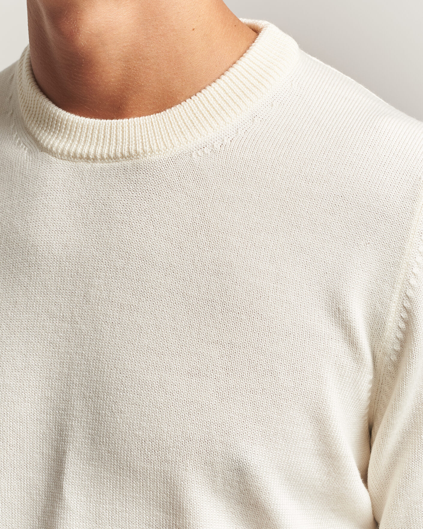Mies | Puserot | Gran Sasso | Merino Knitted Crew Neck Cream