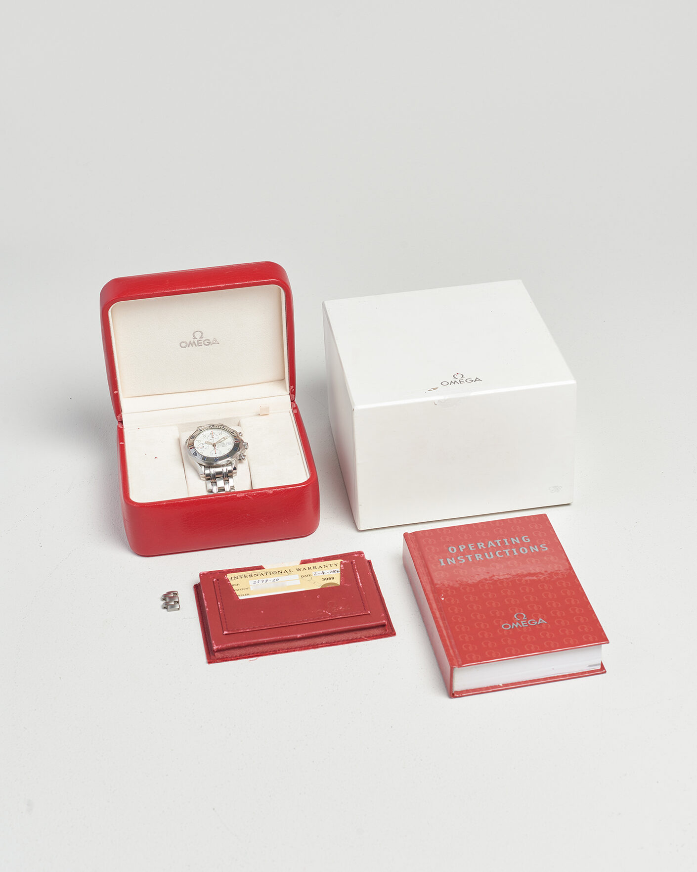 Mies | Pre-Owned & Vintage Watches | Omega Pre-Owned | Seamaster 300M Chrono