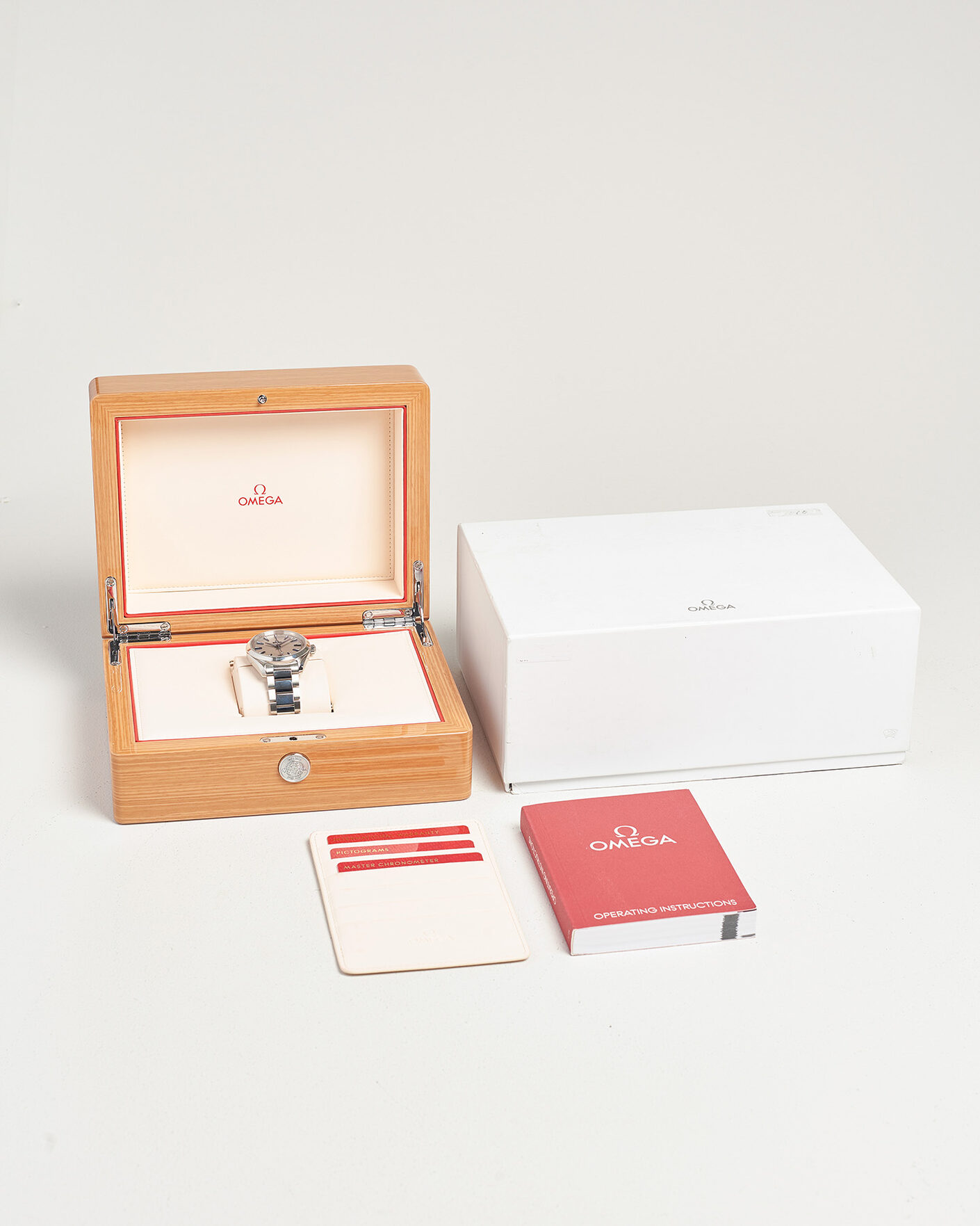 Mies | Pre-Owned & Vintage Watches | Omega Pre-Owned | Seamaster Aqua Terra