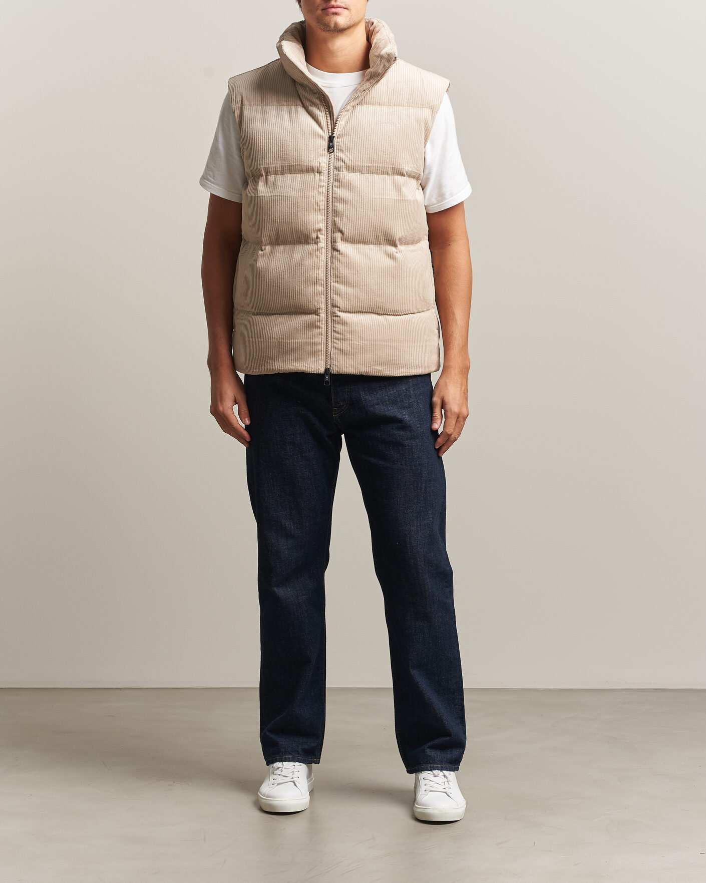 Mies | Ulkoliivit | KnowledgeCotton Apparel | Corduroy Puffer Vest Light Feather Grey