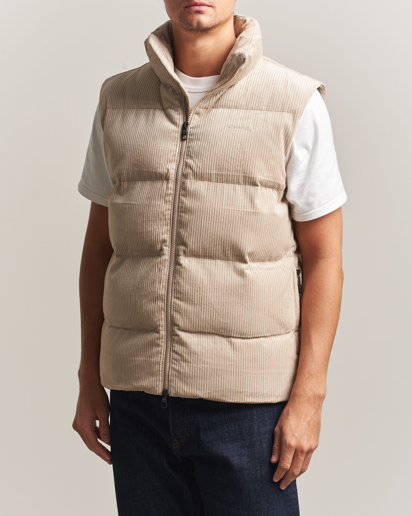 Mies | Ulkoliivit | KnowledgeCotton Apparel | Corduroy Puffer Vest Light Feather Grey