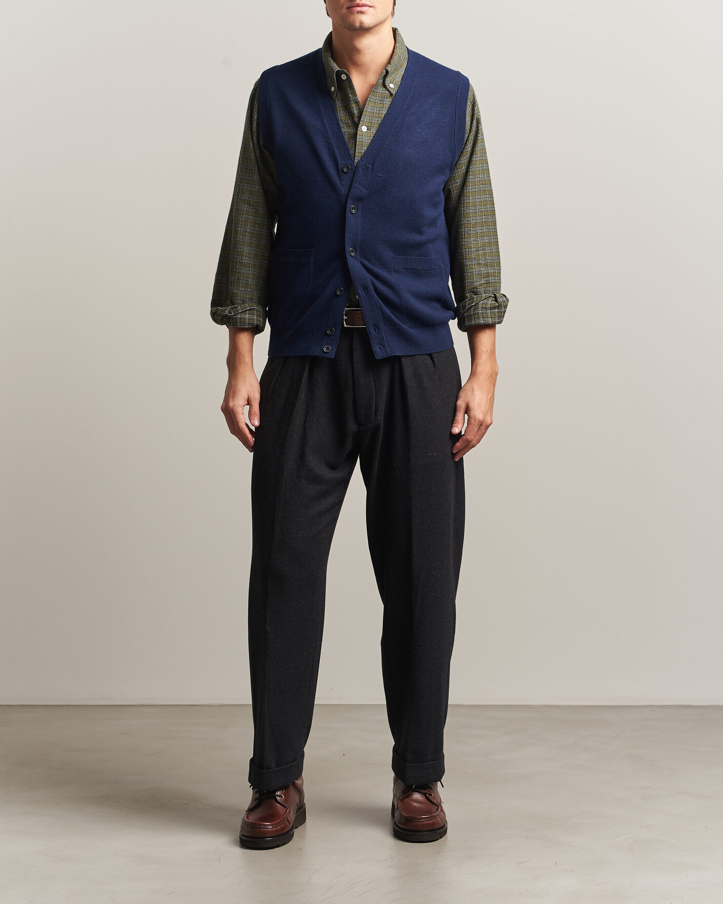 Mies | Puserot | BEAMS PLUS | Button Knit Vest Navy