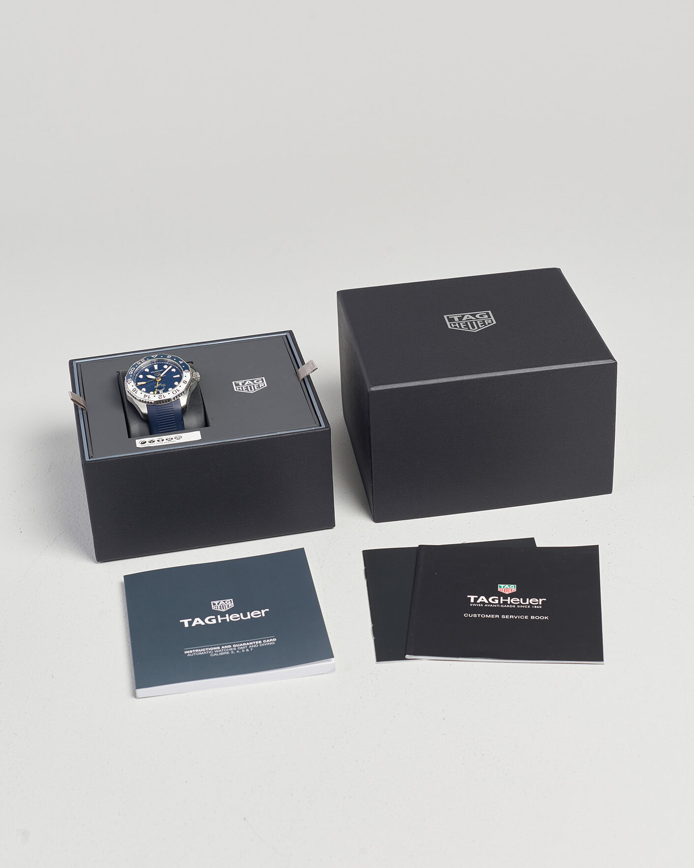 Mies | Pre-Owned & Vintage Watches | Tag Heuer Pre-Owned | Acuaracer GMT 