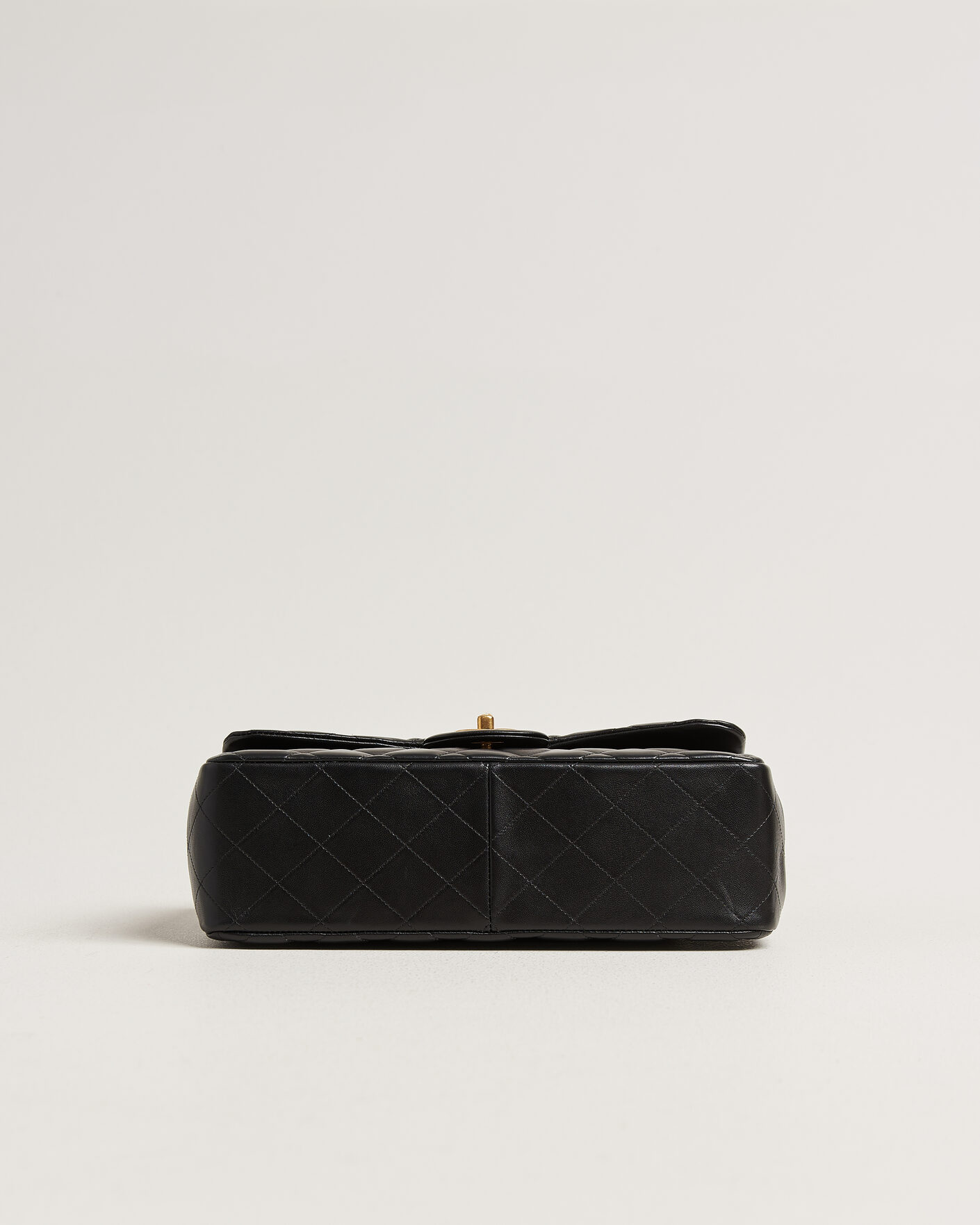 Mies | Pre-Owned & Vintage Bags | Chanel Pre-Owned | Classic Jumbo Double Flap Bag Lambskin Black