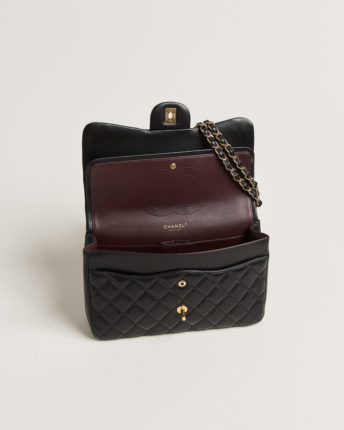 Mies | Pre-Owned & Vintage Bags | Chanel Pre-Owned | Classic Jumbo Double Flap Bag Lambskin Black