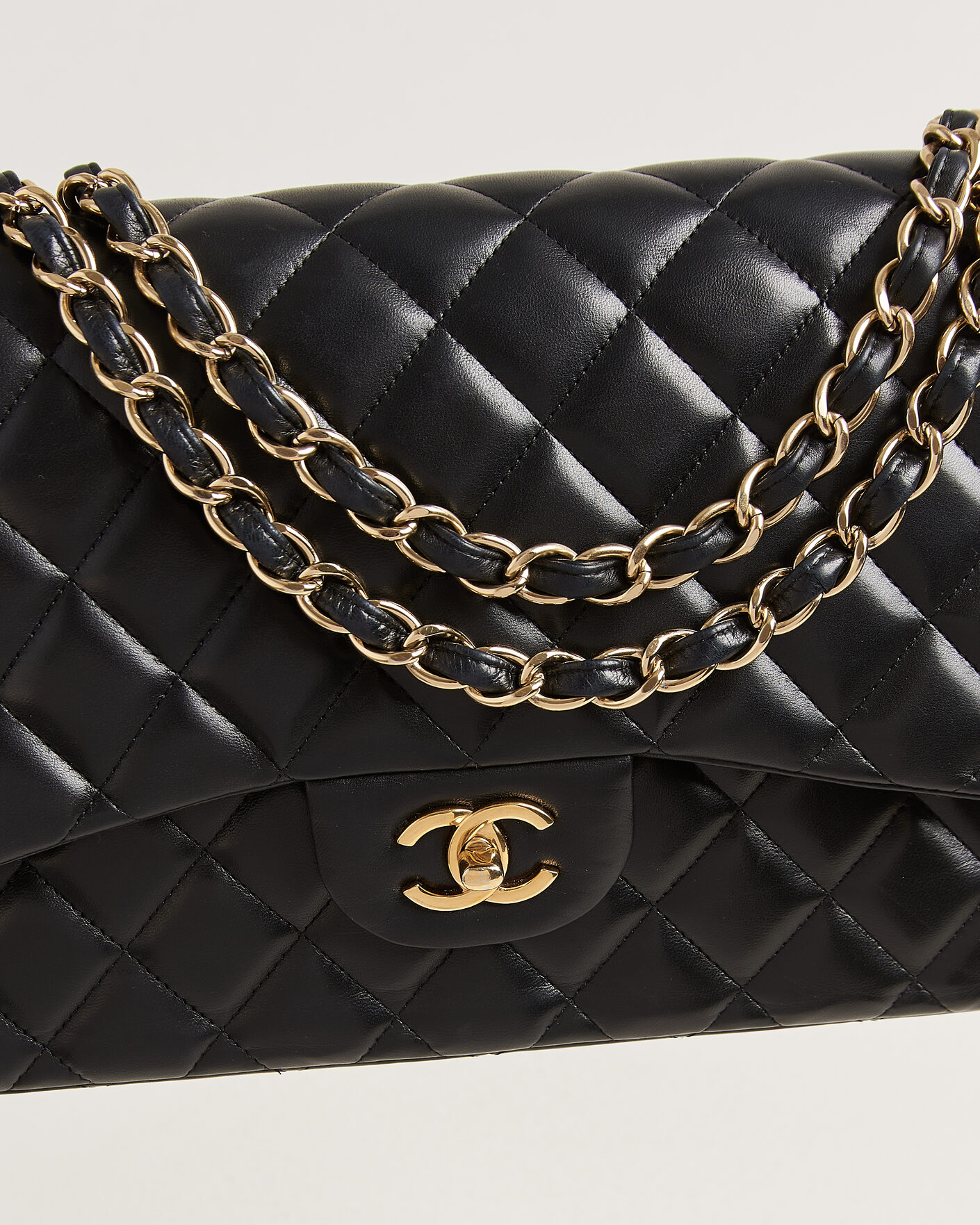 Mies | Pre-Owned & Vintage Bags | Chanel Pre-Owned | Classic Jumbo Double Flap Bag Lambskin Black