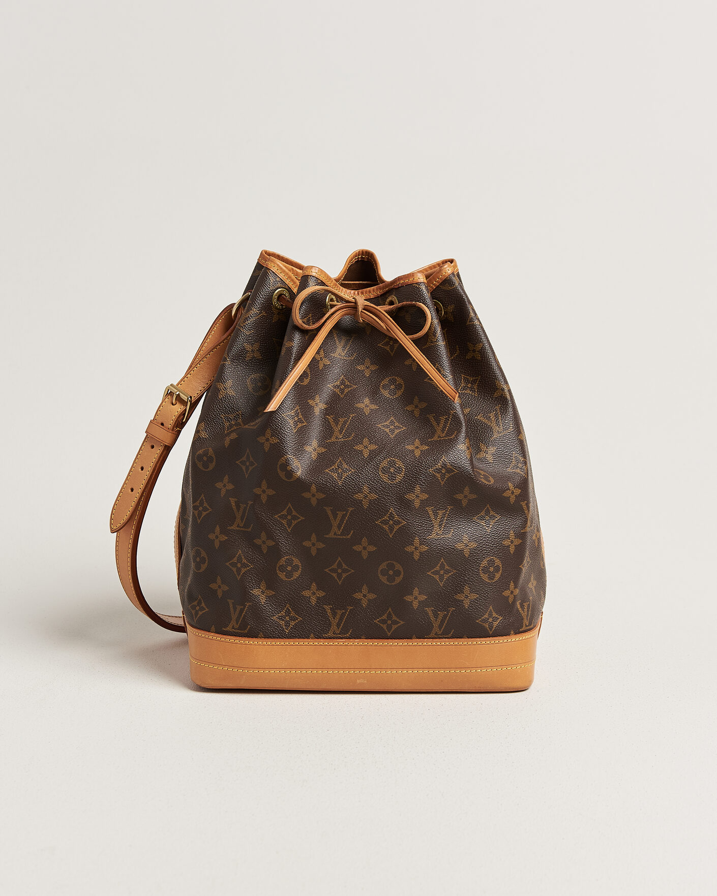 Mies | Pre-Owned & Vintage Bags | Louis Vuitton Pre-Owned | Noé Monogram