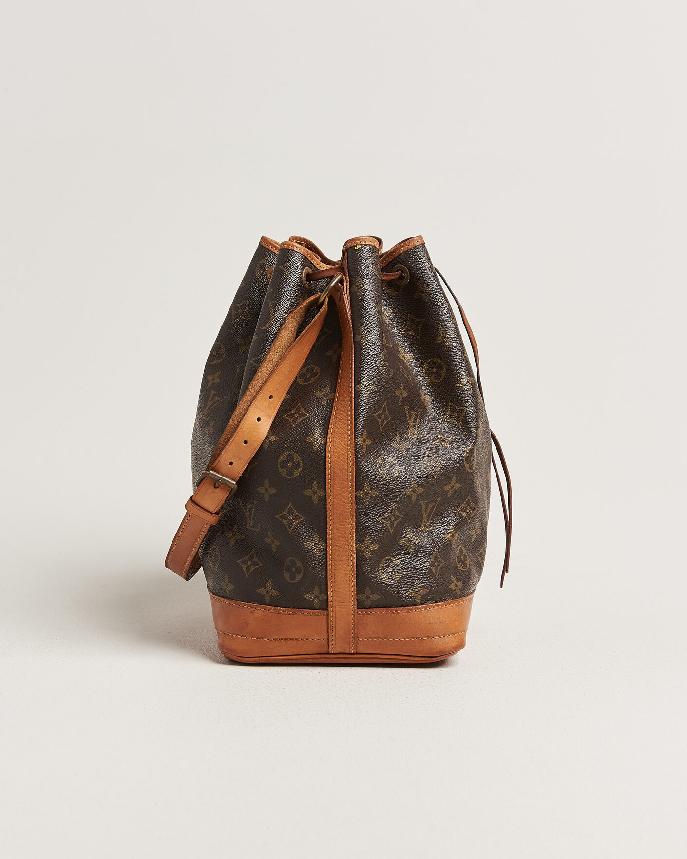 Mies | Pre-Owned & Vintage Bags | Louis Vuitton Pre-Owned | Noé Monogram