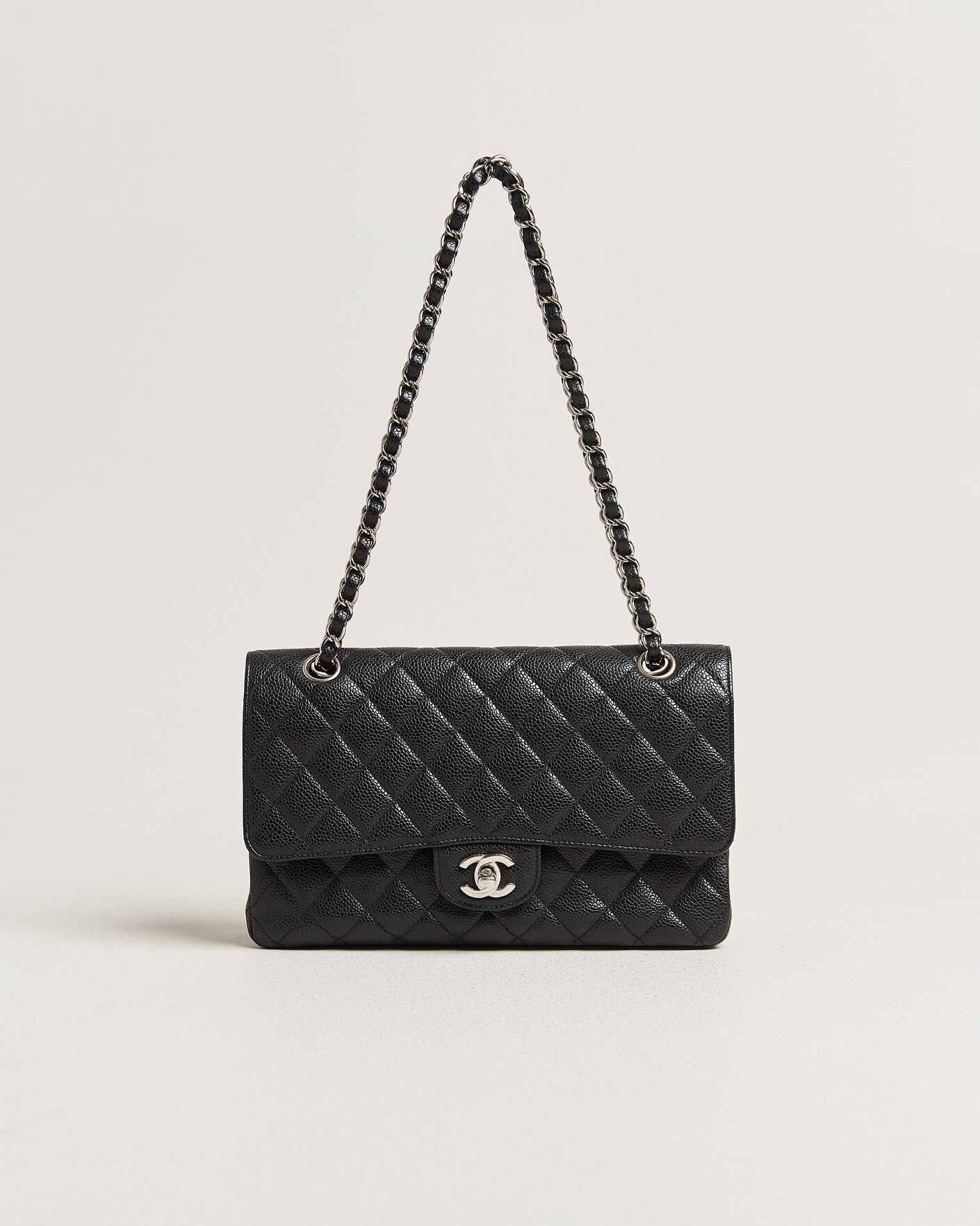 Mies | Pre-Owned & Vintage Bags | Chanel Pre-Owned | Classic Medium Single Flap Bag Caviar Black