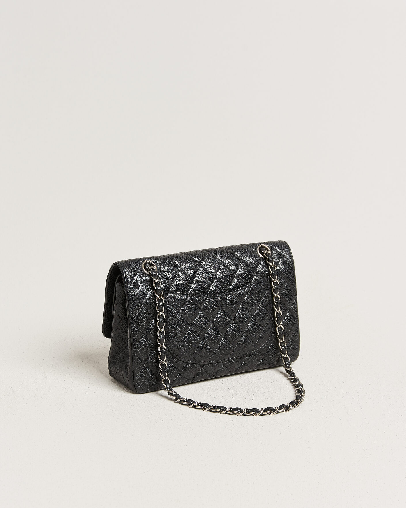 Mies | Pre-Owned & Vintage Bags | Chanel Pre-Owned | Classic Medium Single Flap Bag Caviar Black