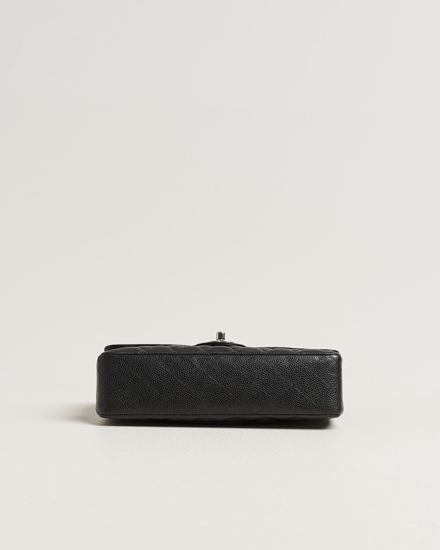 Mies | Pre-Owned & Vintage Bags | Chanel Pre-Owned | Classic Medium Single Flap Bag Caviar Black