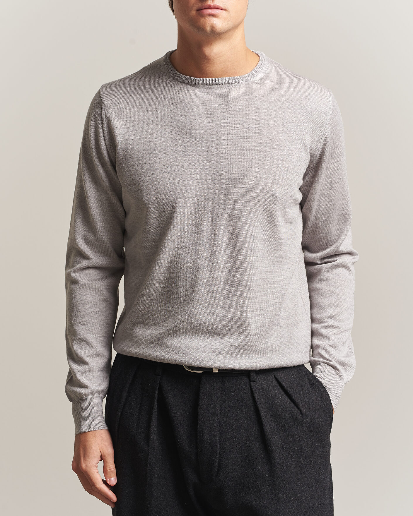 Mies | Puserot | Morgano | Extra Fine Merino Wool Crewneck Light Grey