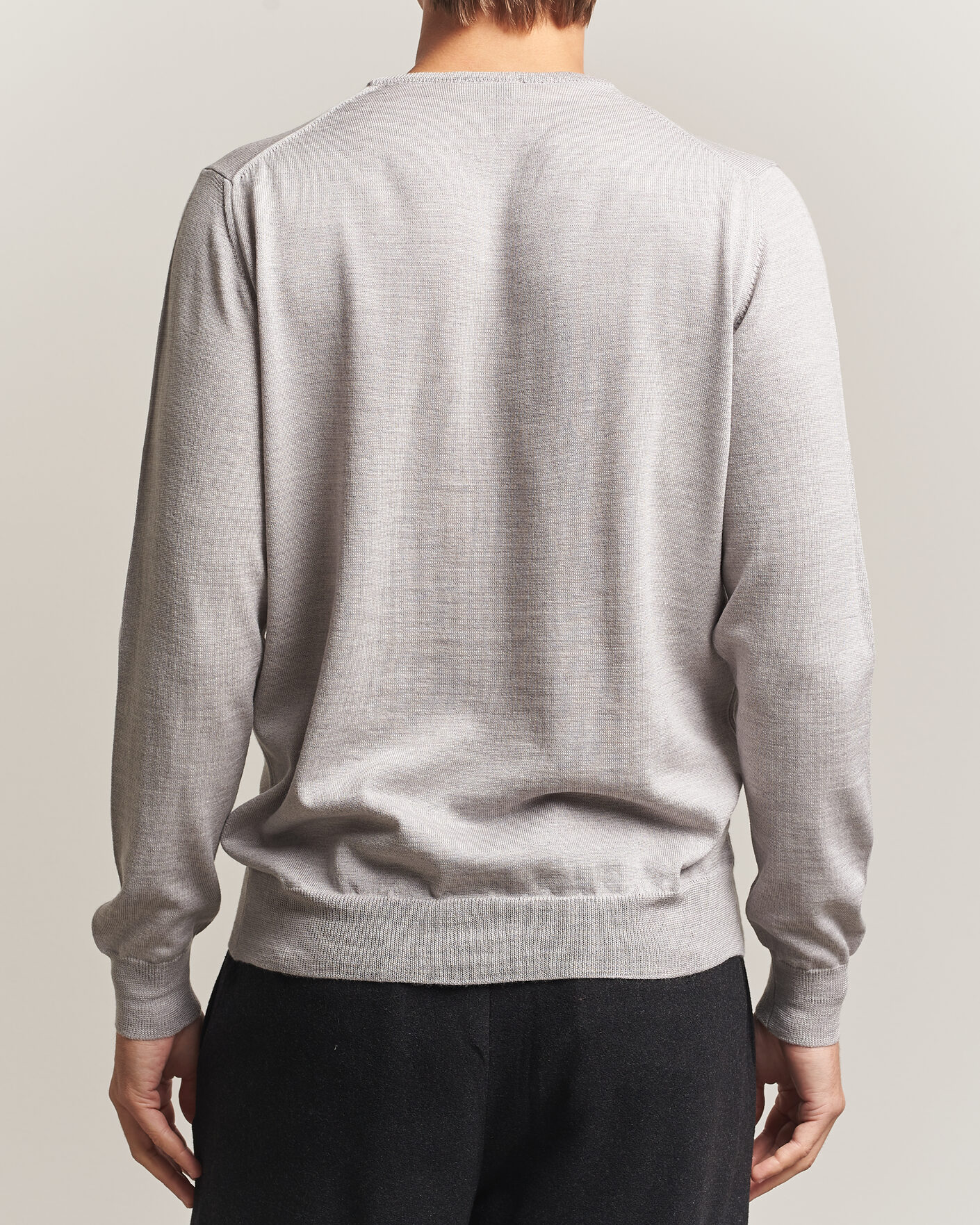 Mies | Puserot | Morgano | Extra Fine Merino Wool Crewneck Light Grey