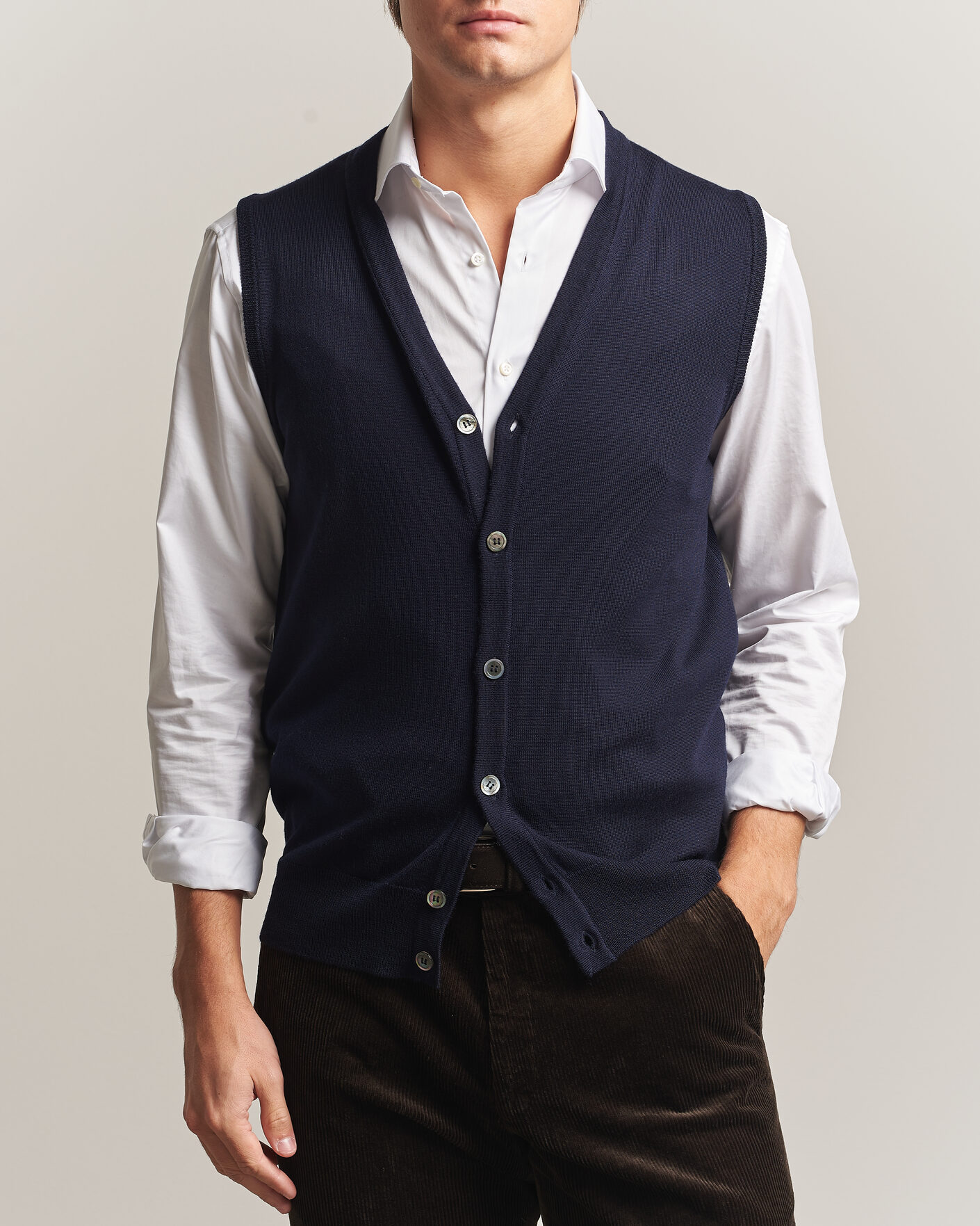 Mies | Puserot | Morgano | Extra Fine Merino Wool Sleevles Cardigan Vest Navy