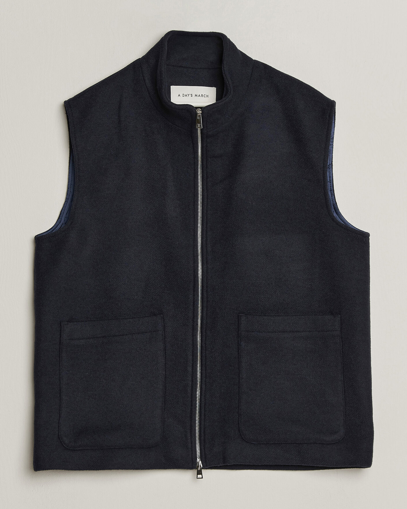 Mies | Ulkoliivit | A Day's March | Canora Lined Wool Vest Navy
