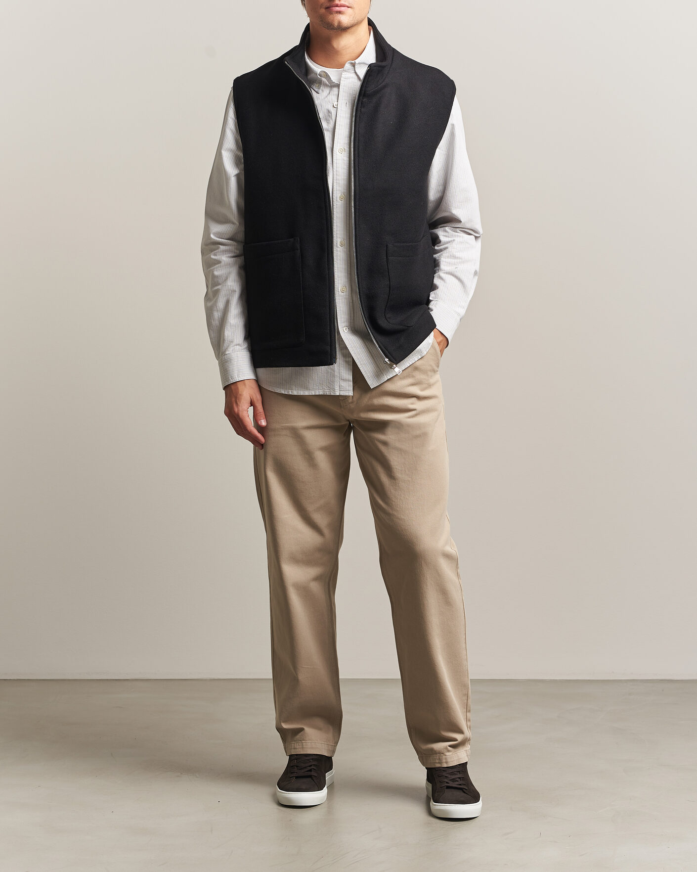 Mies | Ulkoliivit | A Day's March | Canora Lined Wool Vest Black