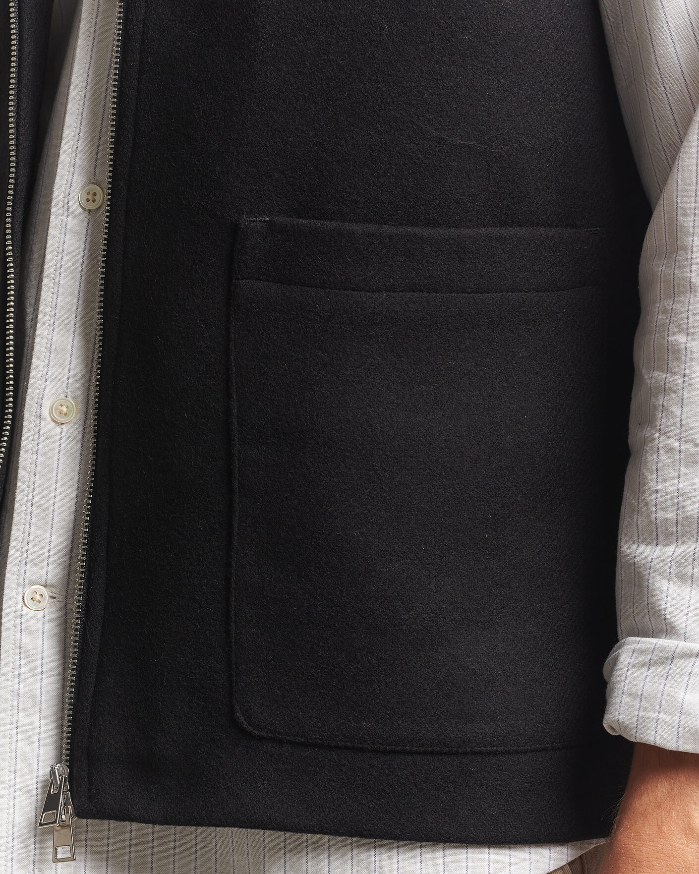 Mies | Ulkoliivit | A Day's March | Canora Lined Wool Vest Black