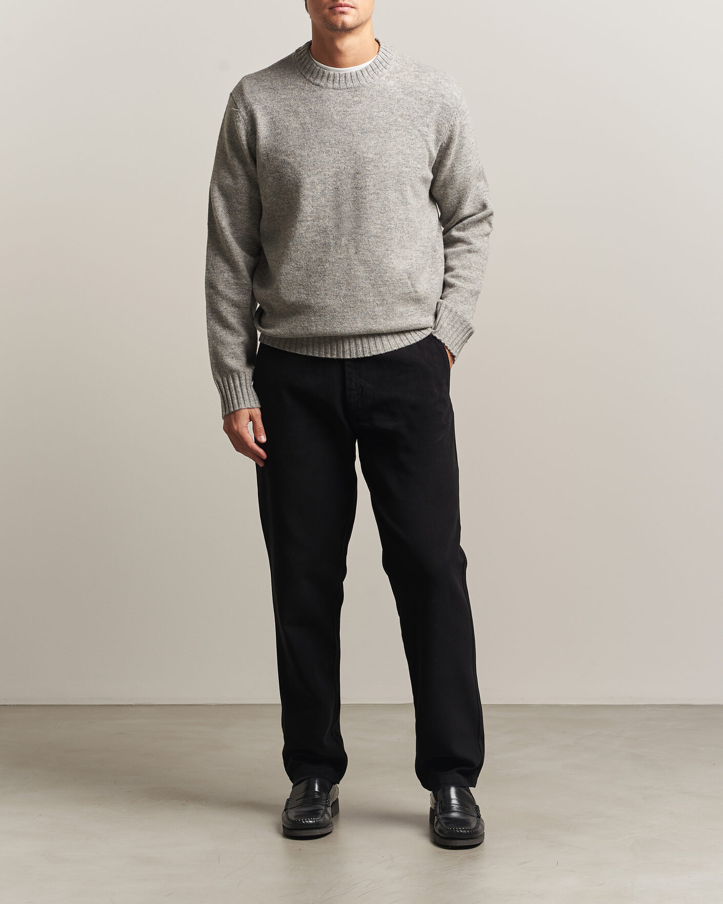 Mies | Puserot | A Day's March | Marlow Lambswool Sweater Grey Melange
