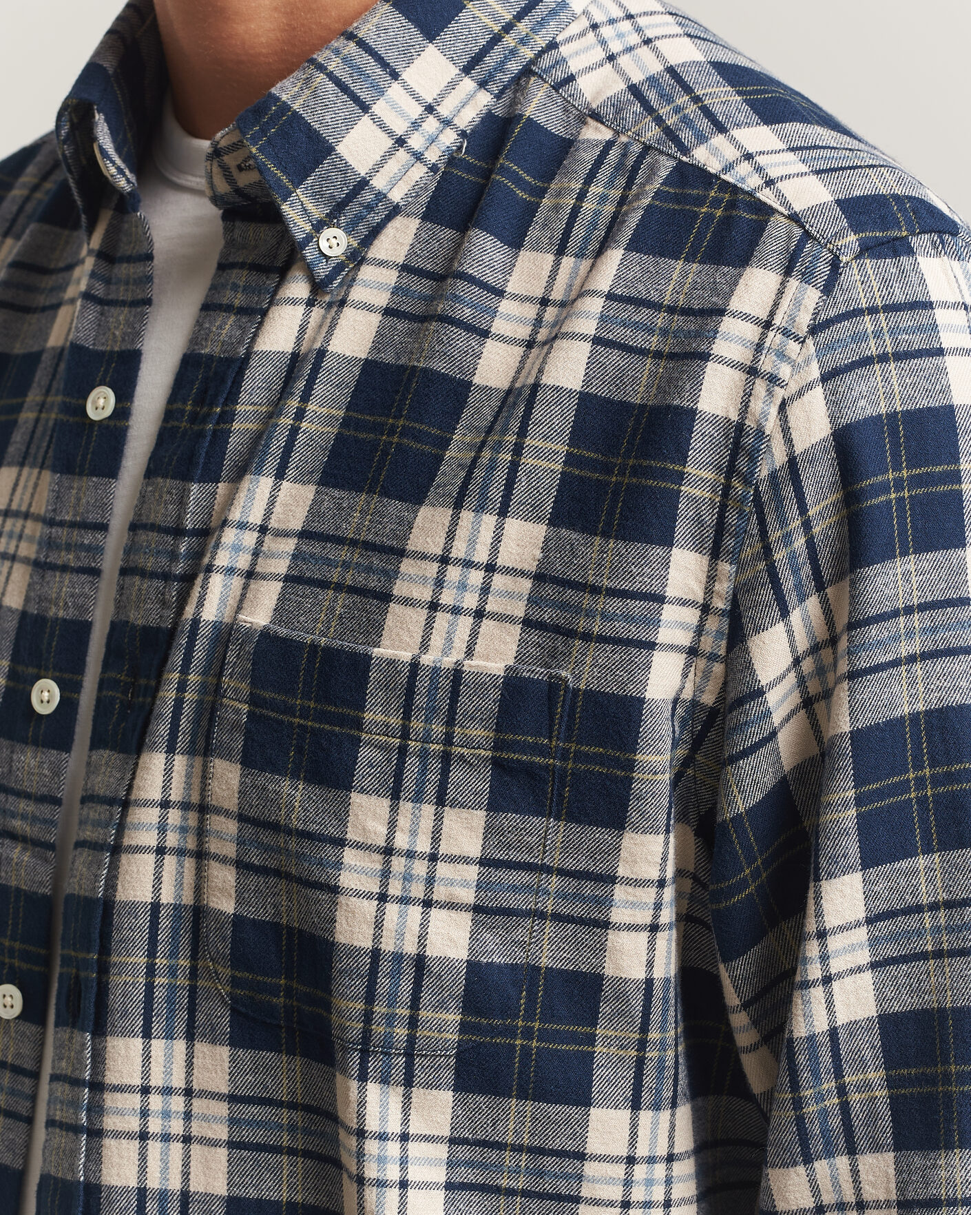 Mies | Kauluspaidat | A Day's March | Classic Checked Flannel Shirt Navy/White
