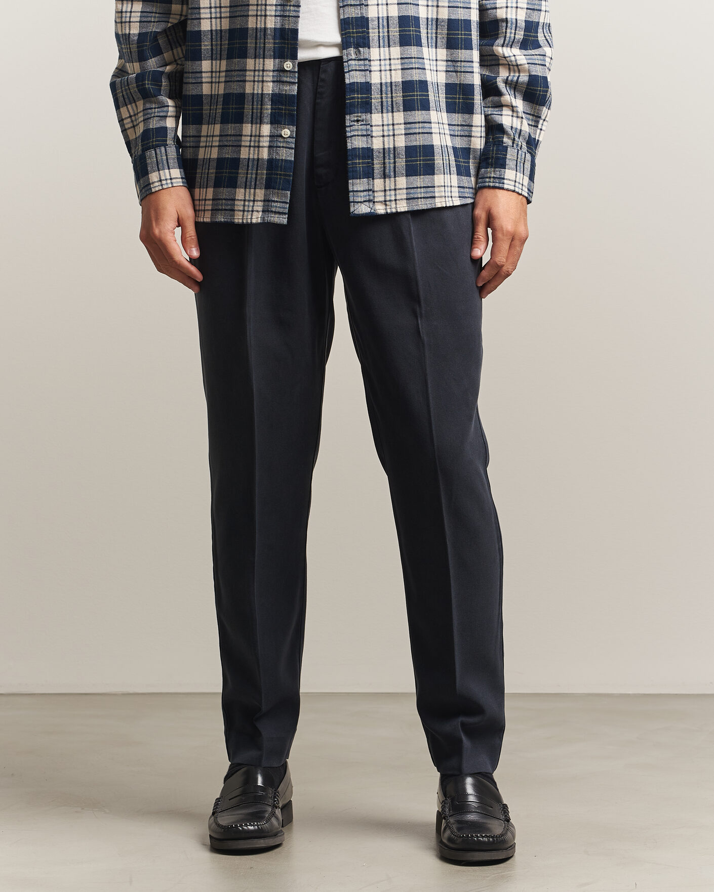 Mies | Housut | A Day's March | Smart Lyocell Trousers Navy