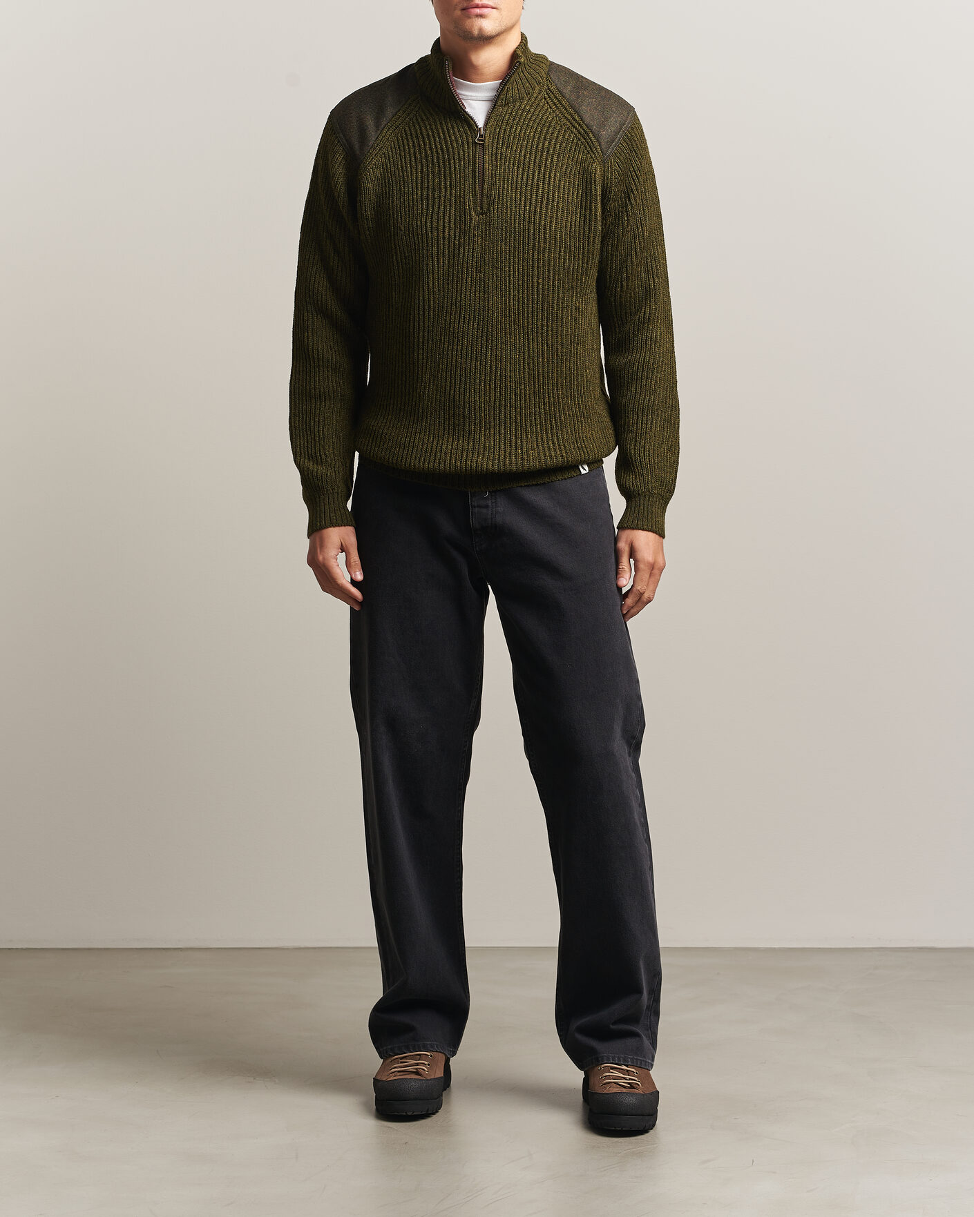 Mies | Puserot | Peregrine | Foxton Quarter Zip Jumperr Olive