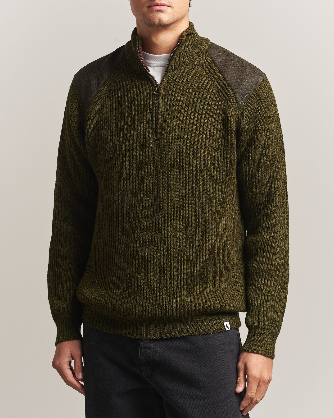Mies | Puserot | Peregrine | Foxton Quarter Zip Jumperr Olive