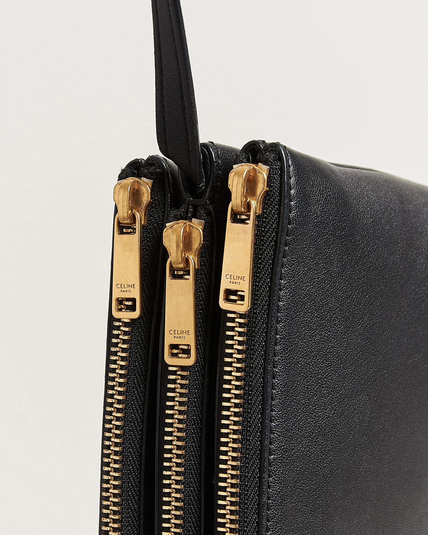 Mies | Pre-Owned & Vintage Bags | Celine Pre-Owned | Trio Bag Small Leather Black