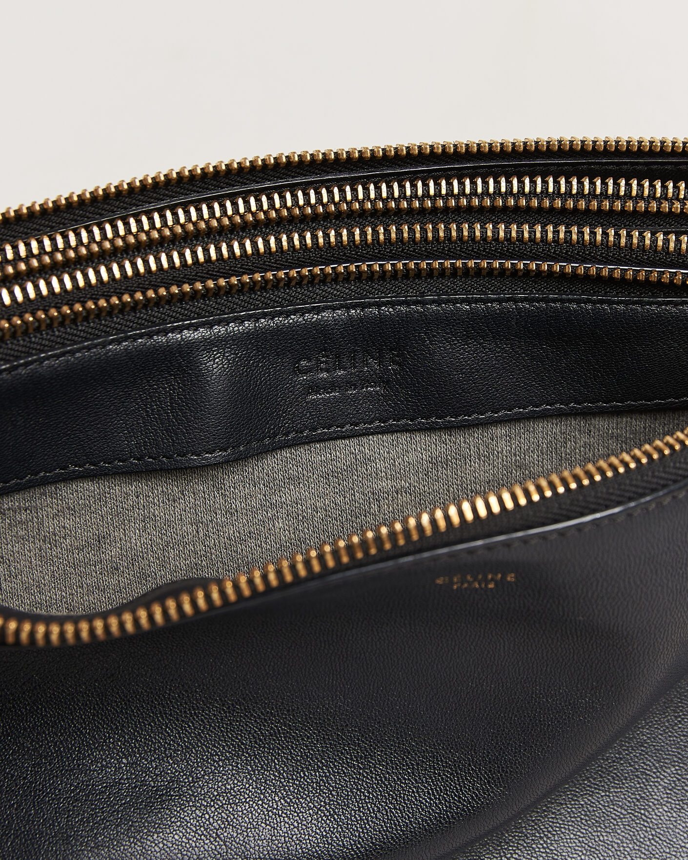 Mies | Pre-Owned & Vintage Bags | Celine Pre-Owned | Trio Bag Medium Leather Black