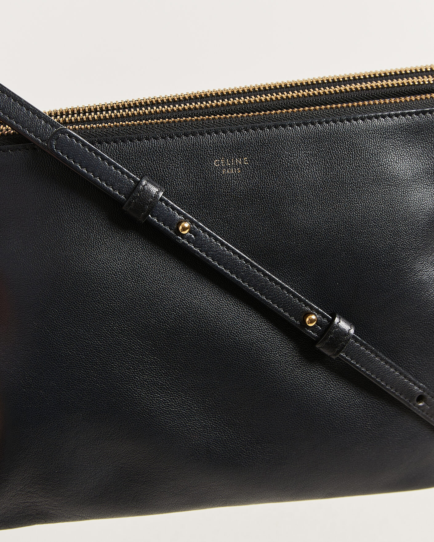 Mies | Pre-Owned & Vintage Bags | Celine Pre-Owned | Trio Bag Medium Leather Black