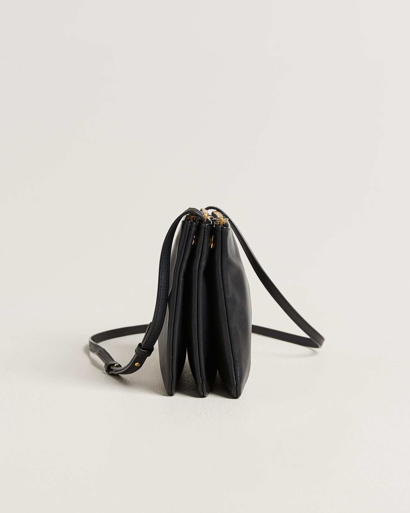 Mies | Pre-Owned & Vintage Bags | Celine Pre-Owned | Trio Bag Medium Leather Black
