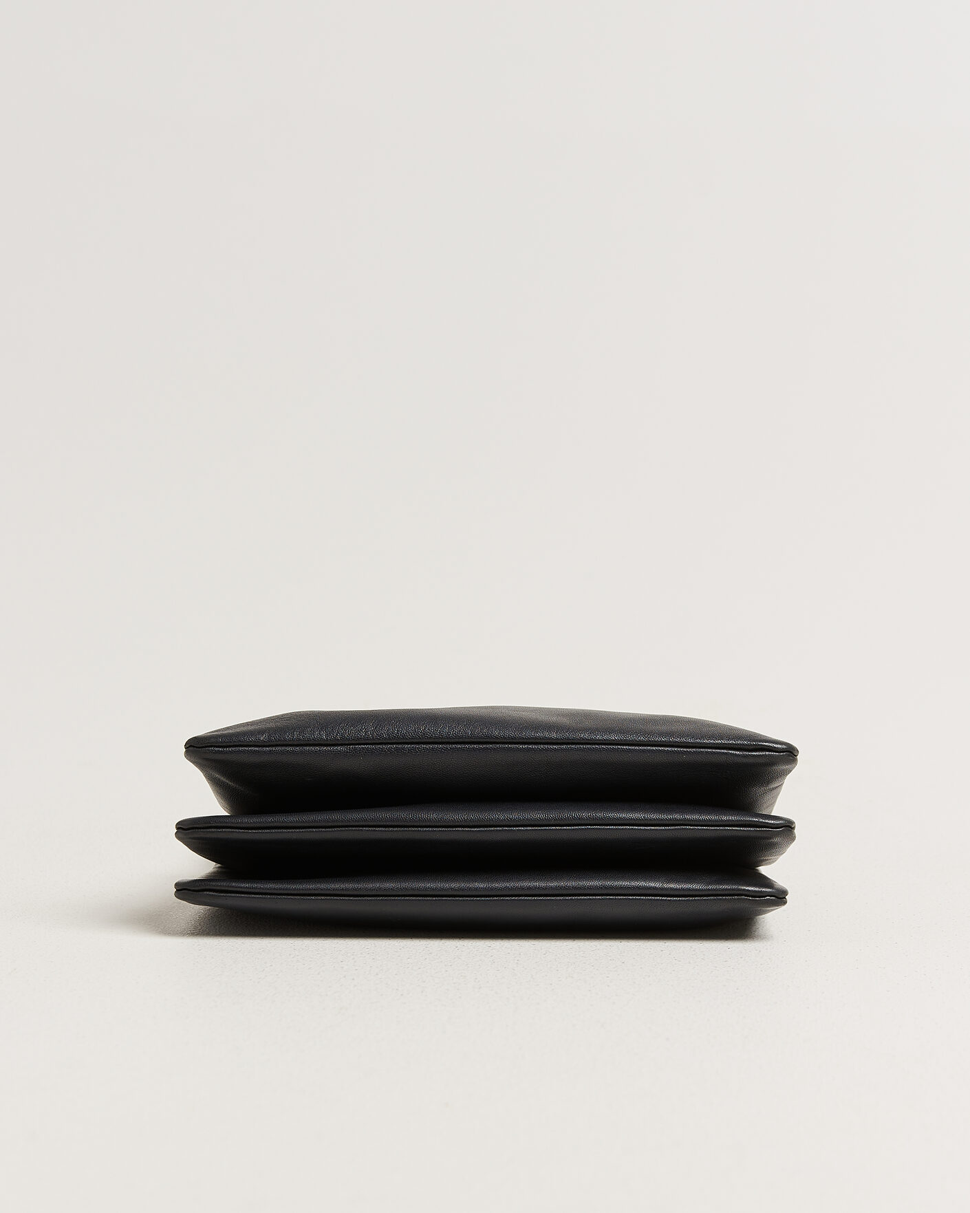 Mies | Pre-Owned & Vintage Bags | Celine Pre-Owned | Trio Bag Medium Leather Black