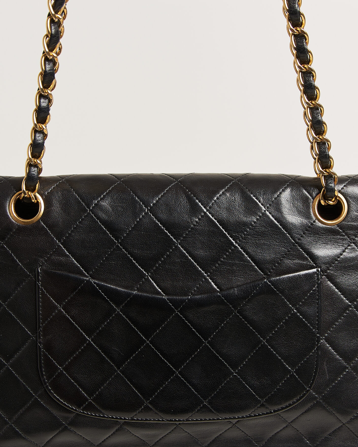 Mies | Pre-Owned & Vintage Bags | Chanel Pre-Owned | Classic Medium Double Flap Bag Lambskin Black