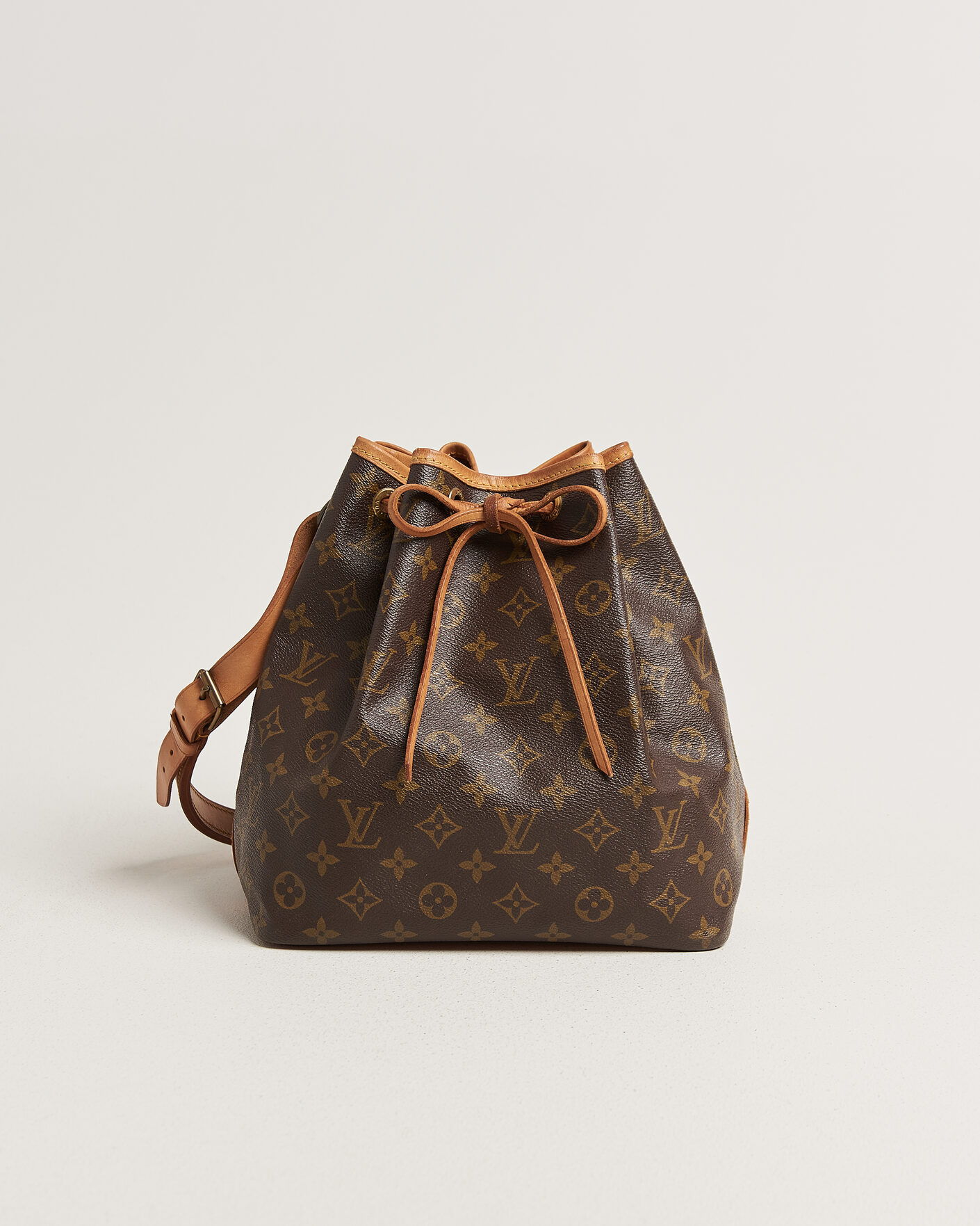 Mies | Pre-Owned & Vintage Bags | Louis Vuitton Pre-Owned | Petit Noé Monogram