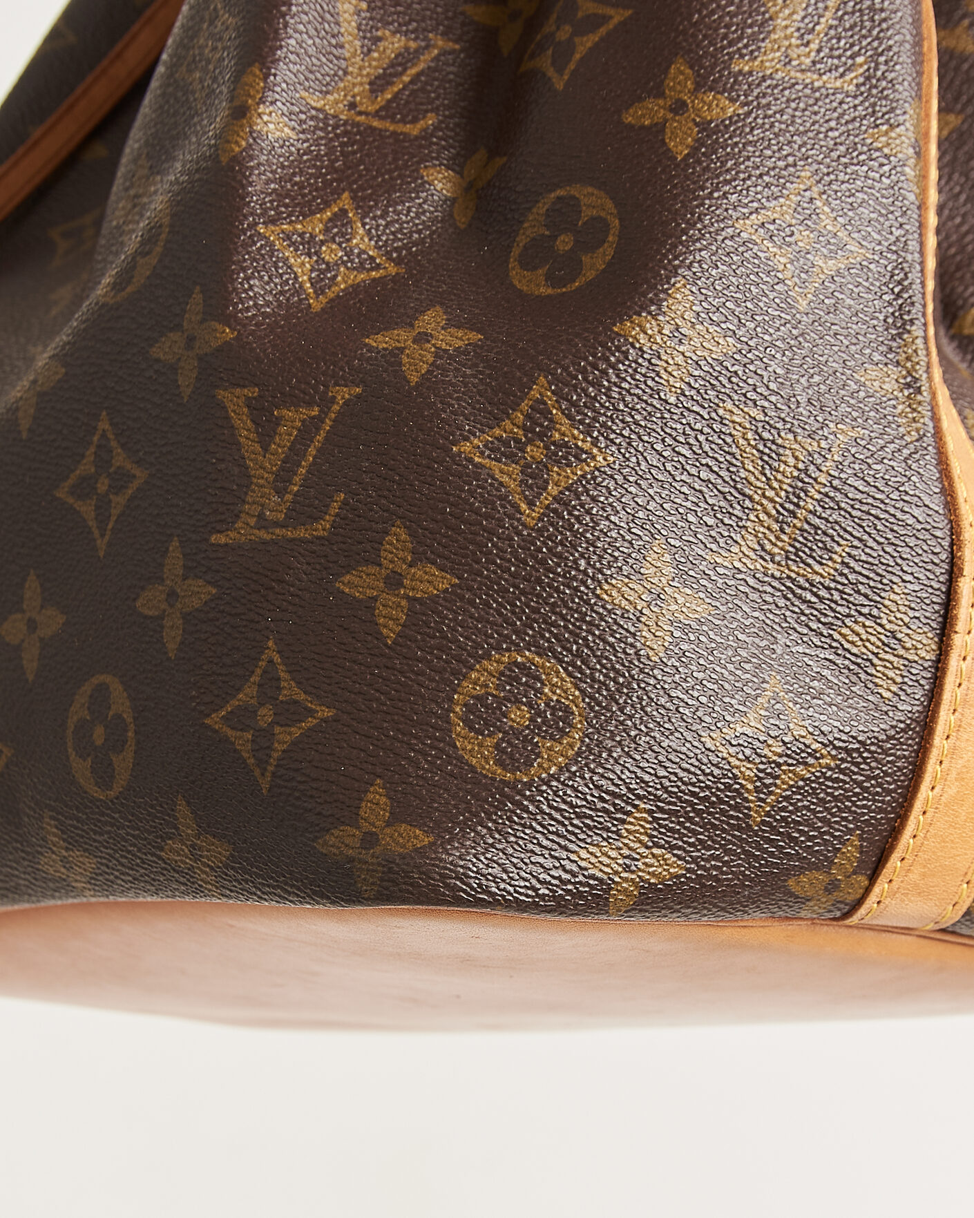 Mies | Pre-Owned & Vintage Bags | Louis Vuitton Pre-Owned | Petit Noé Monogram