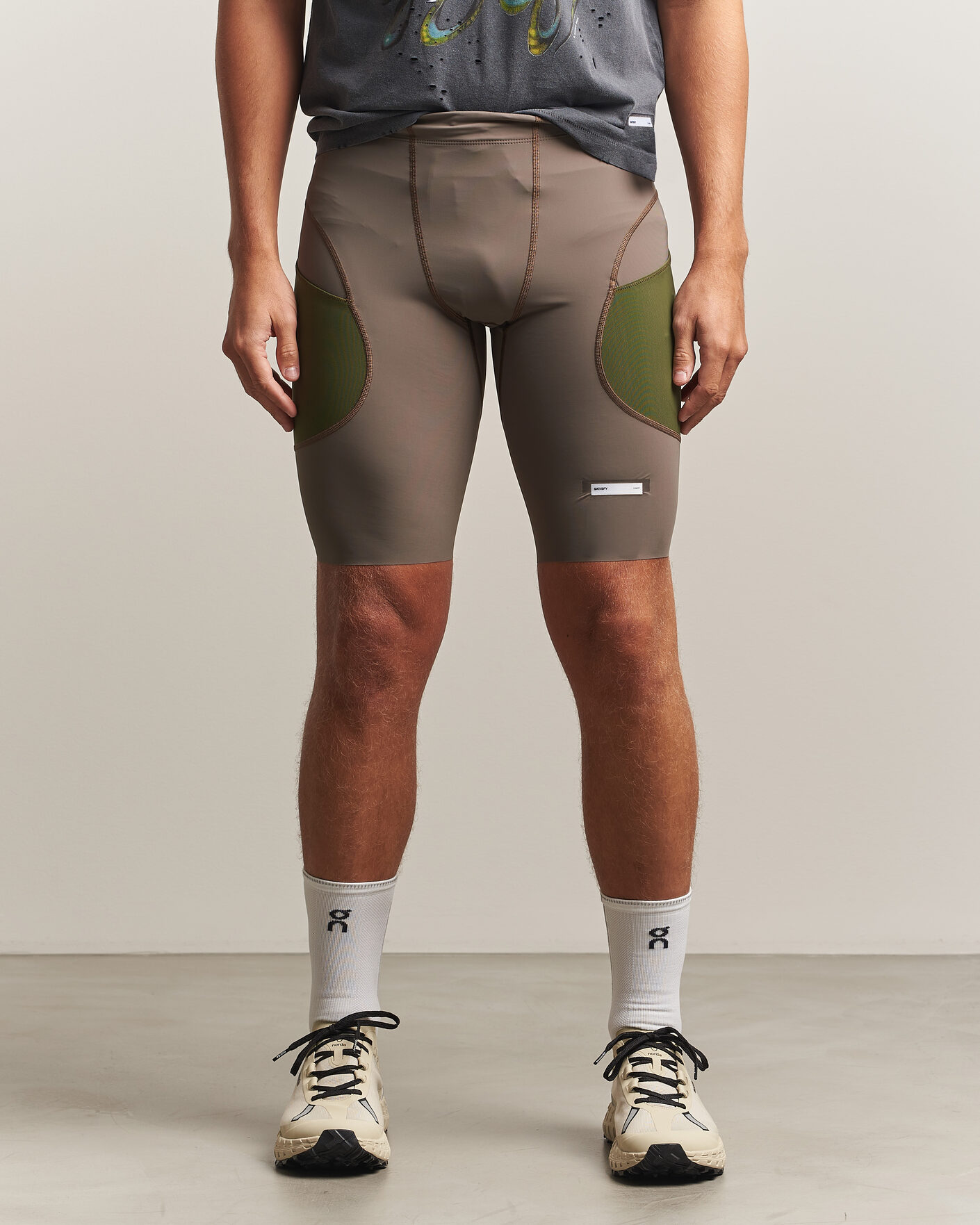 Mies | Shortsit | Satisfy | TechSilk Evo 9 Inch Half Tights Dark Natural