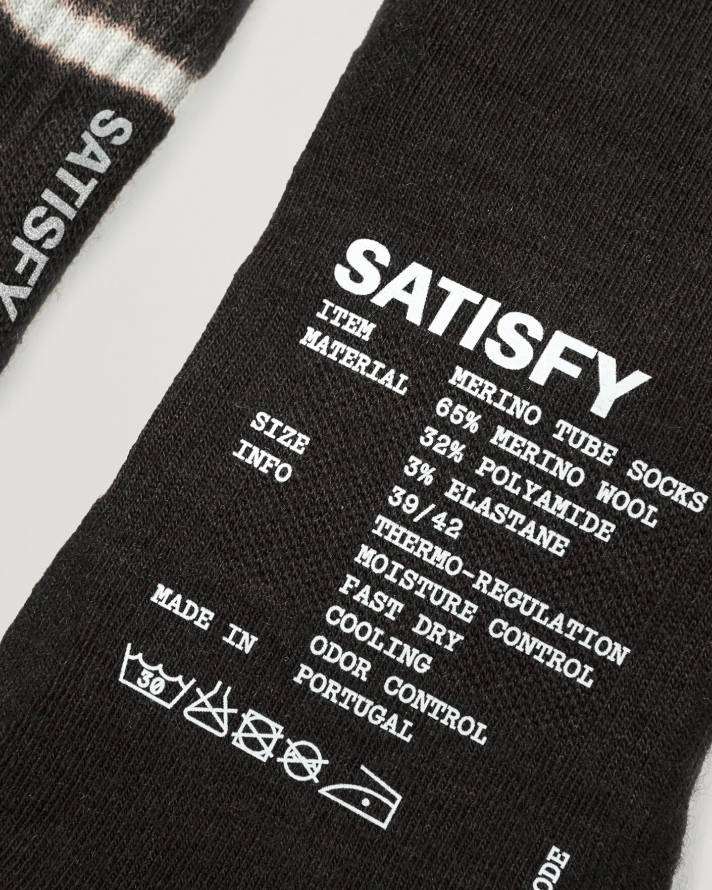 Mies | Alusvaatteet | Satisfy | Merino Nylon Tube Socks Black Tie Dye