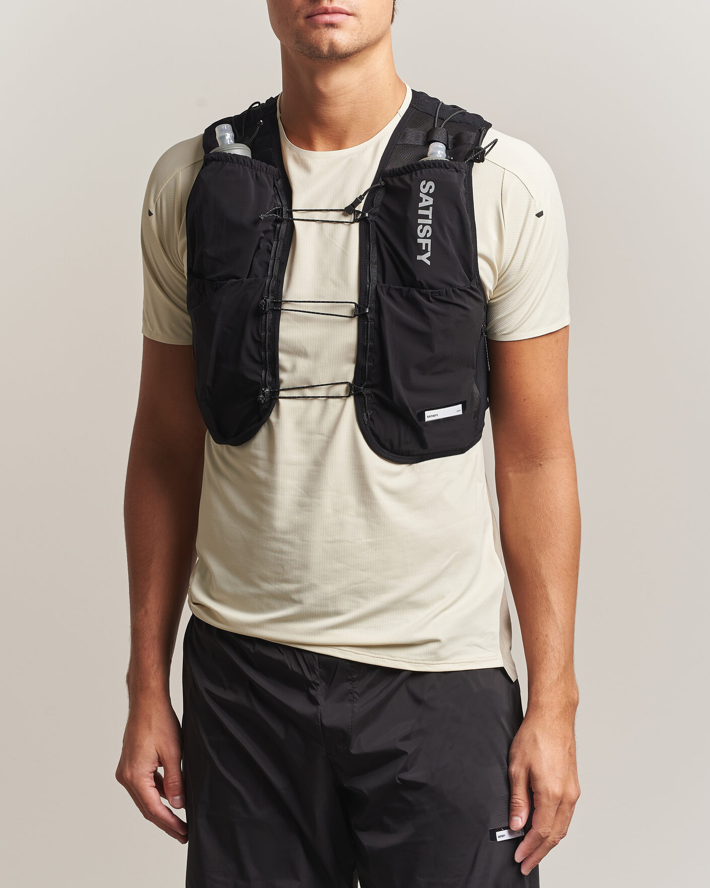 Mies | Active Asusteet | Satisfy | TechSilk Drift Cordura 5L Hydration Vest Black
