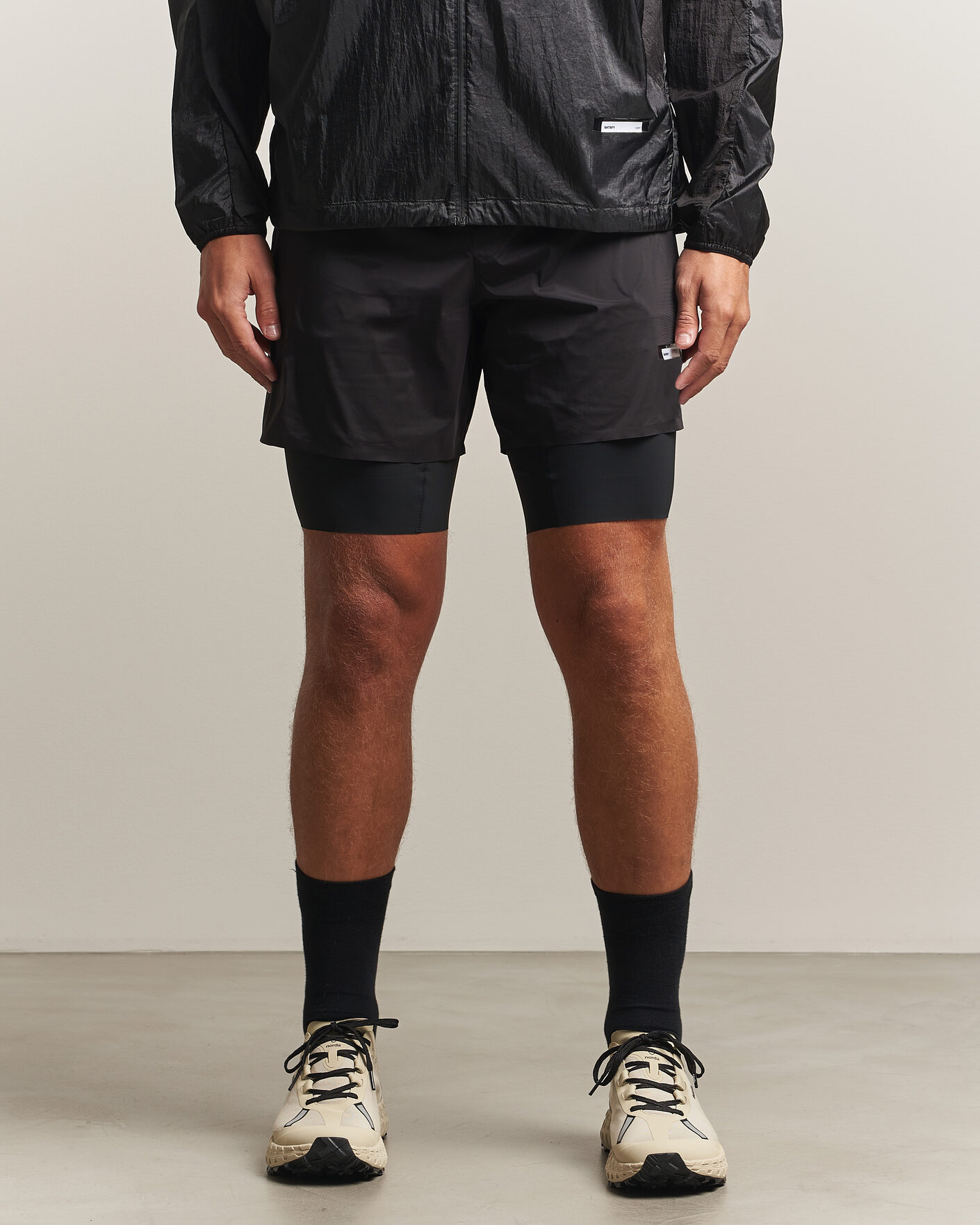 Mies | Shortsit | Satisfy | TechSilk 8 Inch Shorts Black