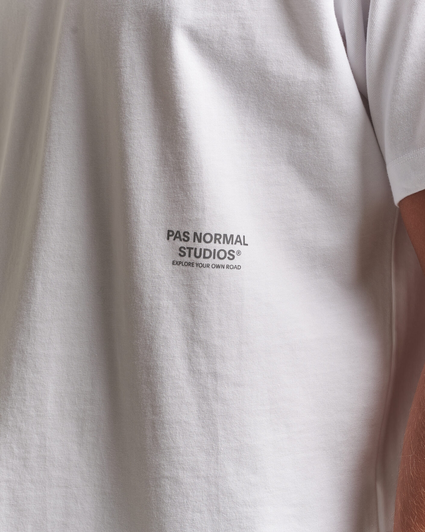 Mies | T-paidat | Pas Normal Studios | Off-Race Graphic T-Shirt White