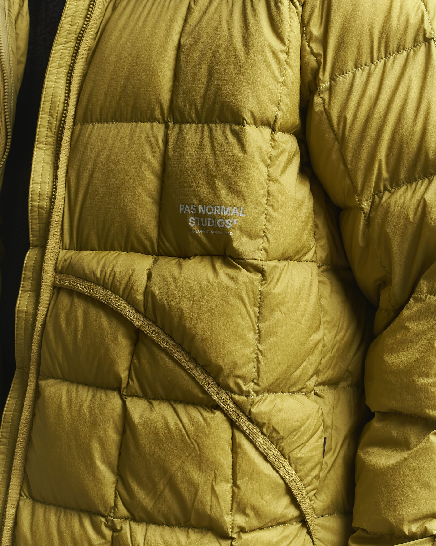 Mies | Takit | Pas Normal Studios | Off-Race Down Liner Jacket Dark Lime